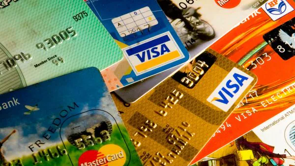 10 Best Travel Credit Cards of 2024: Maximize Rewards, Avoid Debt, and Travel Smarter